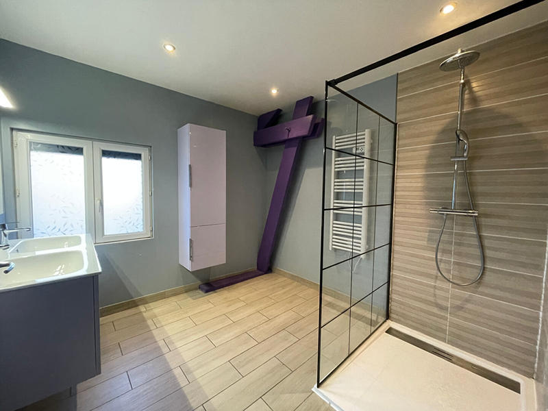 Maison - 167 m² - 6 pièces