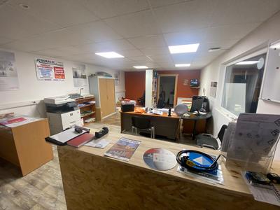 Local d'activités - 600 m²