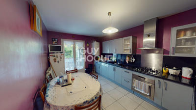 Maison - 144 m² - 5 pièces