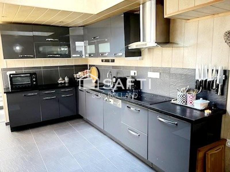 Maison - 165 m² - 7 pièces