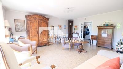 Appartement - 110 m² - 5 pièces