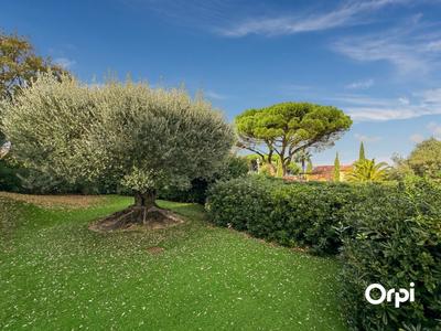 Villa - 180 m² - 4 pièces