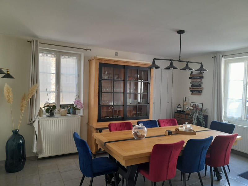 Maison - 137 m² - 7 pièces