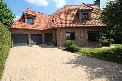 Maison - 190 m² - 7 pièces