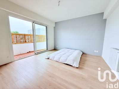 Appartement - 80 m² - 3 pièces