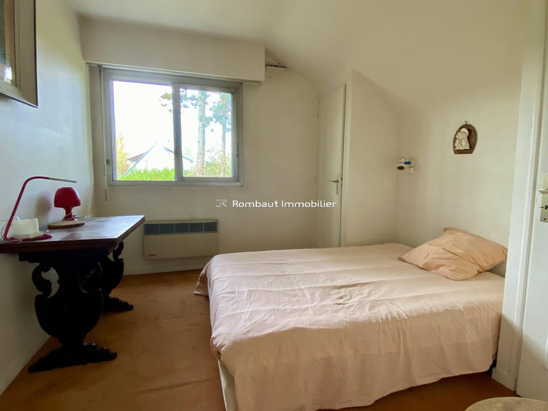 Maison - 246 m² - 10 pièces