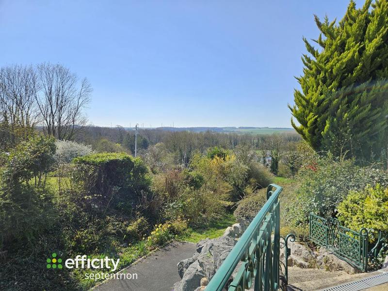 Maison - 290 m² - 7 pièces