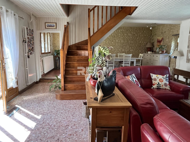 Maison - 157 m² - 5 pièces