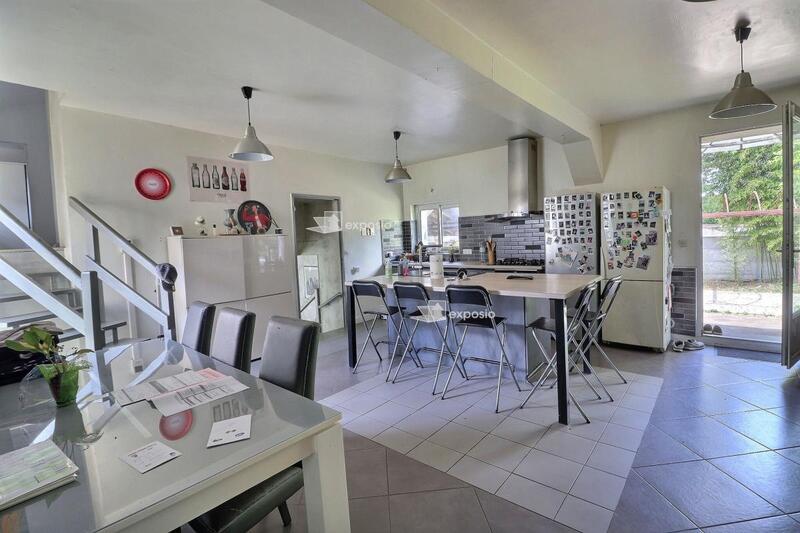 Maison - 175 m² - 7 pièces