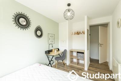 Chambre - 9 m² - 1 pièce