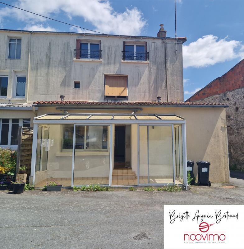 Maison - 102 m² - 6 pièces