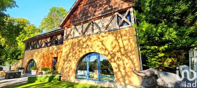 Maison de maîtres - 252 m² - 7 pièces