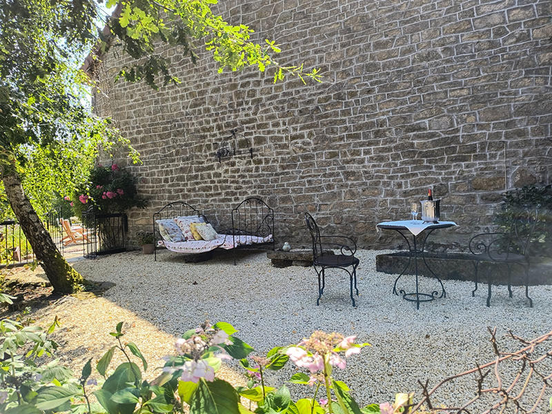 Maison - 231 m² - 7 pièces