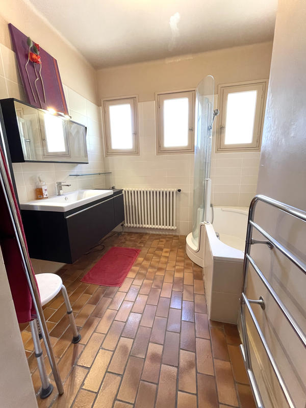 Maison - 364 m² - 7 pièces