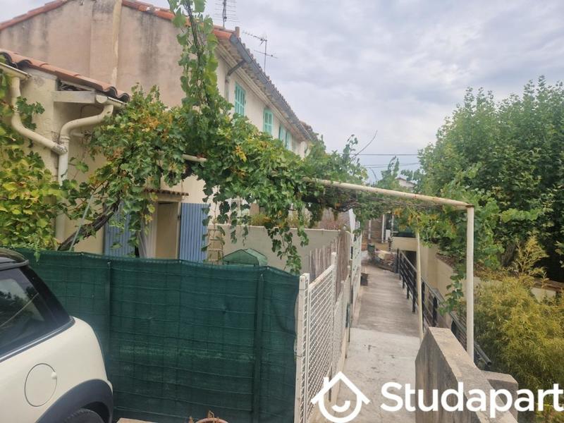 Chambre - 13 m² - 1 pièce