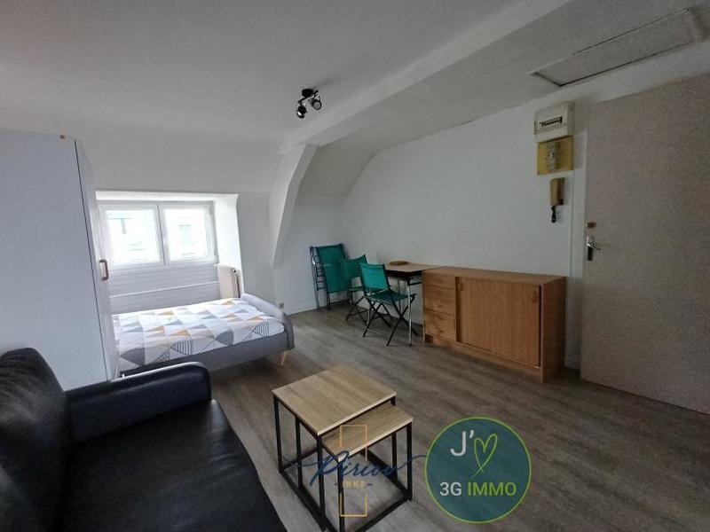 Appartement - 1 965 m² - 1 pièce