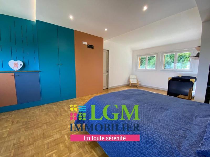 Maison - 182 m² - 6 pièces