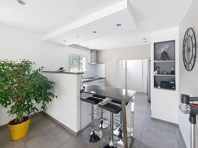 Maison - 151 m² - 5 pièces