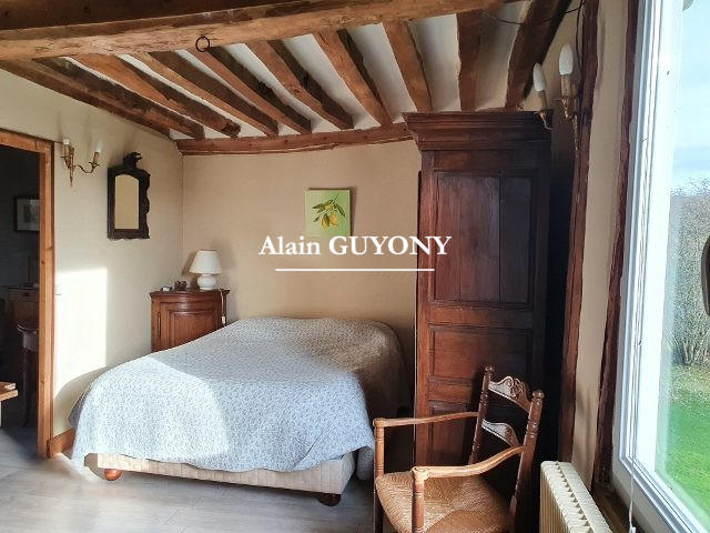 Maison ancienne - 202 m² - 6 pièces