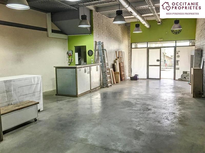 Local commercial - 154 m² - 2 pièces