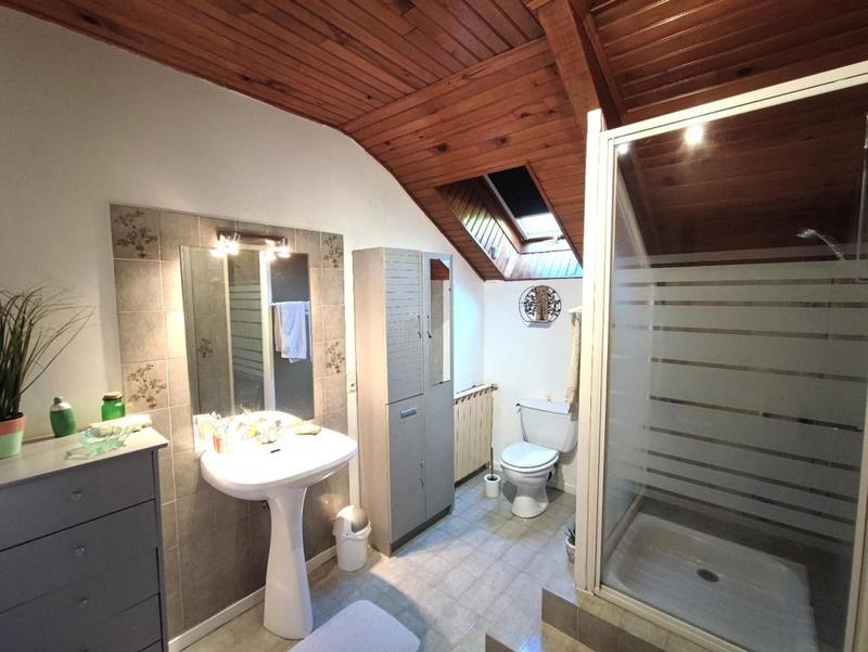 Propriété - 231 m² - 7 pièces