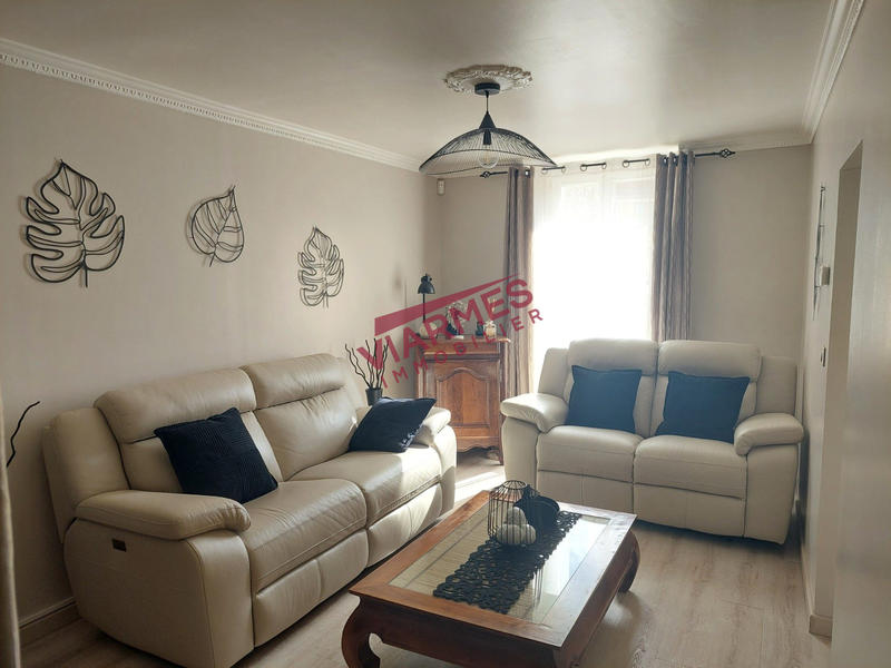 Maison - 95 m² - 4 pièces