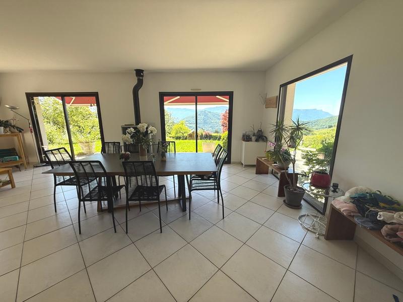 Maison - 170 m² - 5 pièces