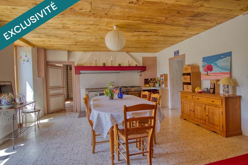 Maison - 210 m² - 5 pièces