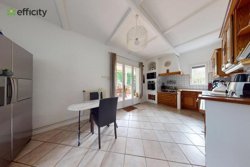 Maison - 144 m² - 5 pièces