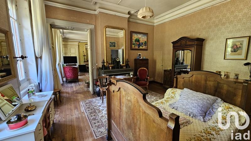 Château - 577 m² - 8 pièces