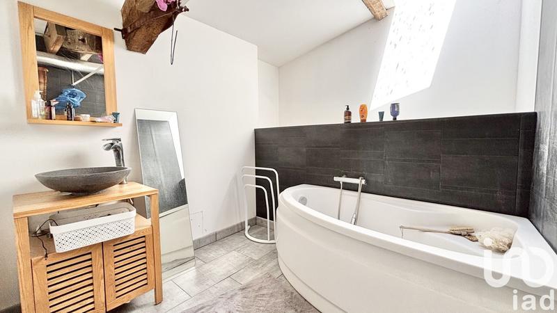 Maison de ville - 234 m² - 7 pièces