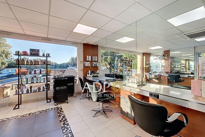 Fonds de commerce - Magasins - 38 m²