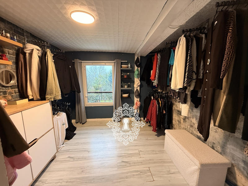 Maison - 95 m² - 5 pièces