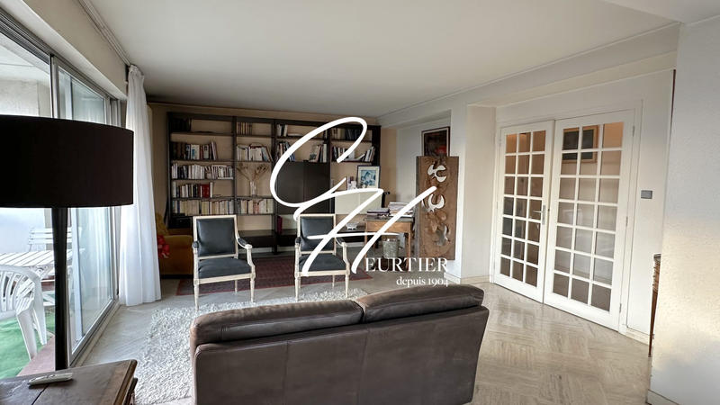 Appartement - 104 m² - 4 pièces