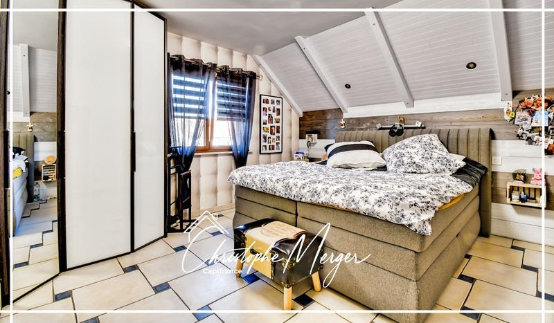 Maison - 220 m² - 6 pièces