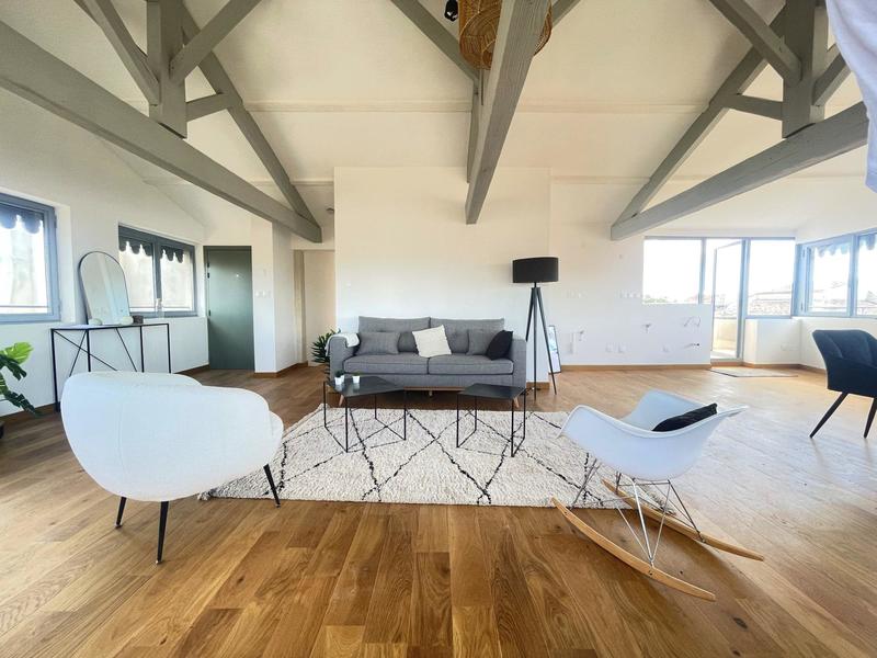 Appartement - 95 m² - 4 pièces