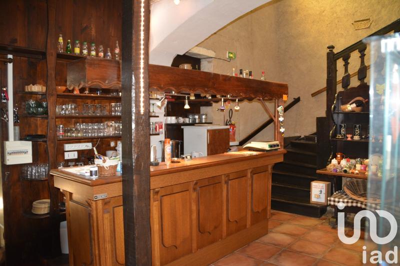 Maison - 410 m² - 10 pièces