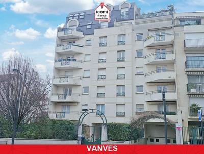 Studio - 30 m² - 1 pièce