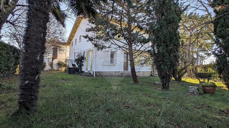 Maison - 153 m² - 6 pièces