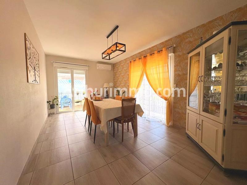 Maison - 98 m² - 7 pièces