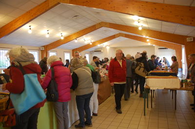 Puces des couturères et loisirs créatifs