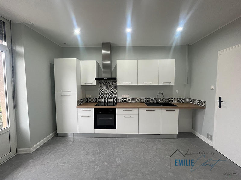 Appartement - 95 m² - 3 pièces