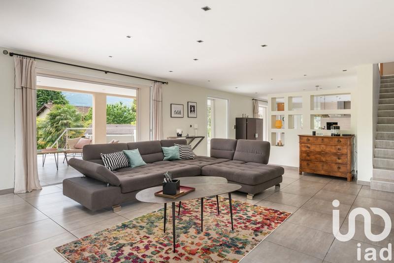 Maison de maîtres - 200 m² - 8 pièces