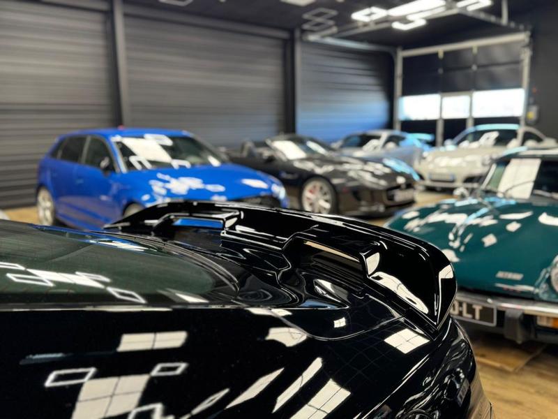 Ford Mustang VI (2) Fastback 5.0 V8 450 Bvm6 Recaro