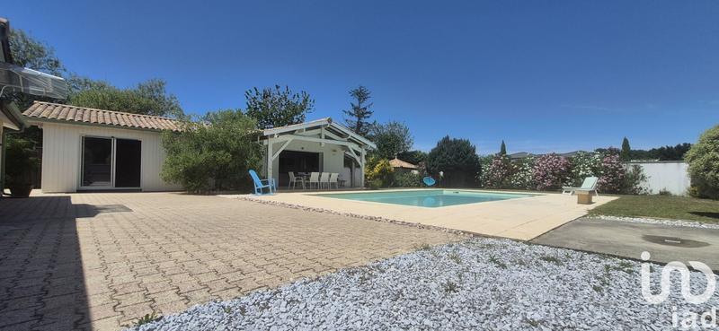 Maison - 200 m² - 4 pièces