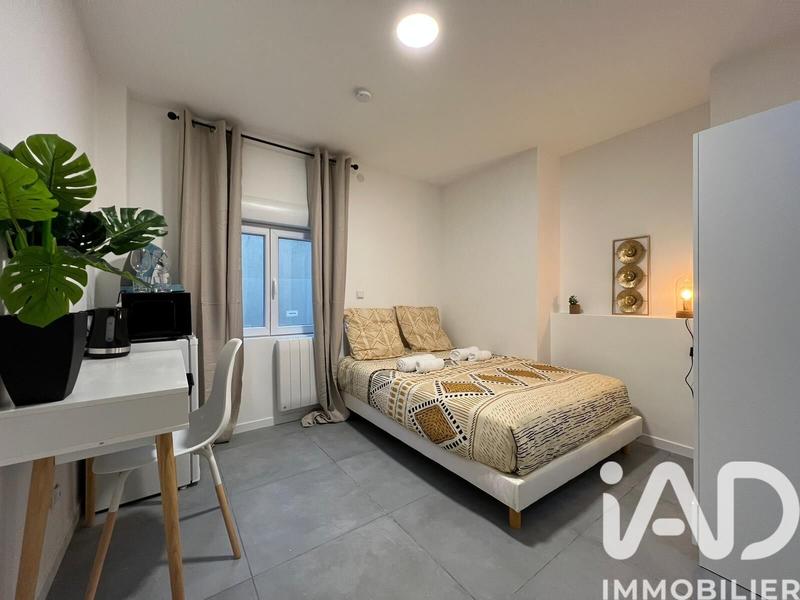 Maison - 230 m² - 12 pièces