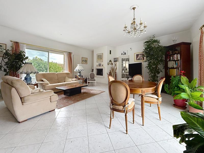 Villa - 172 m² - 4 pièces