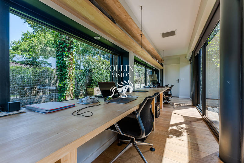 Villa - 220 m² - 7 pièces