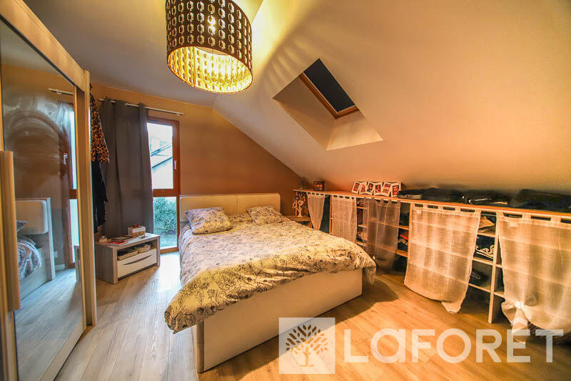 Maison - 103 m² - 5 pièces