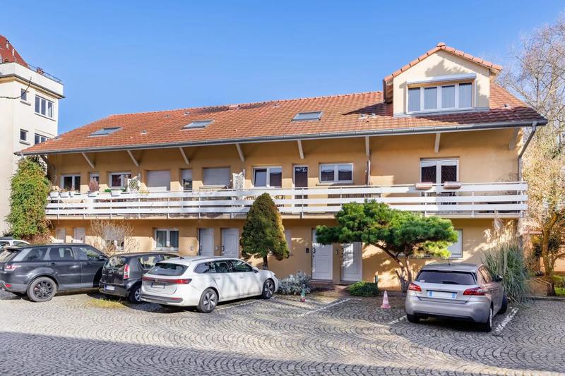 Appartement - 84 m² - 4 pièces